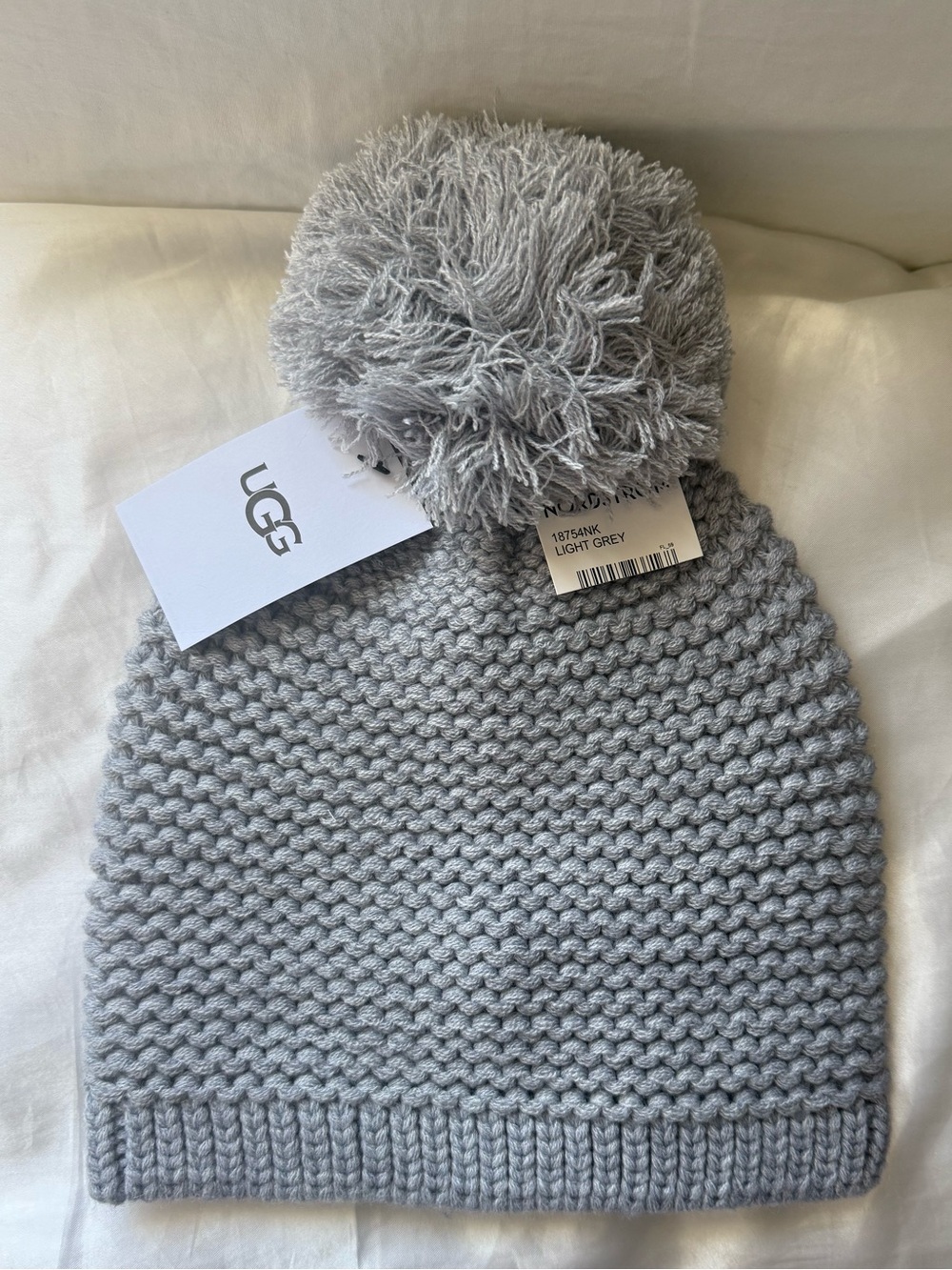 NWT UGG Gray Pom Pom Knit Beanie